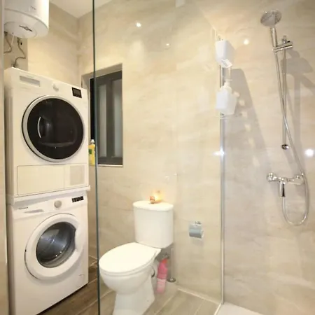 3 Bedroom Appartement *